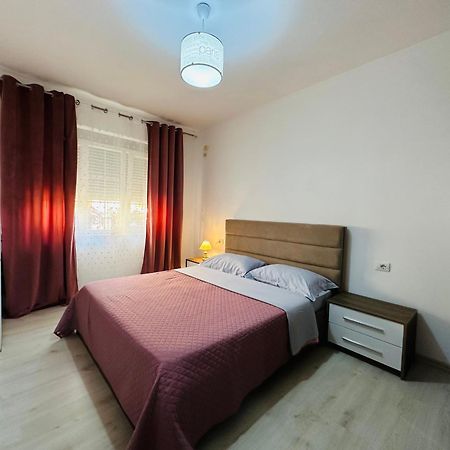 Grace'S Centre Apartment شكودر المظهر الخارجي الصورة