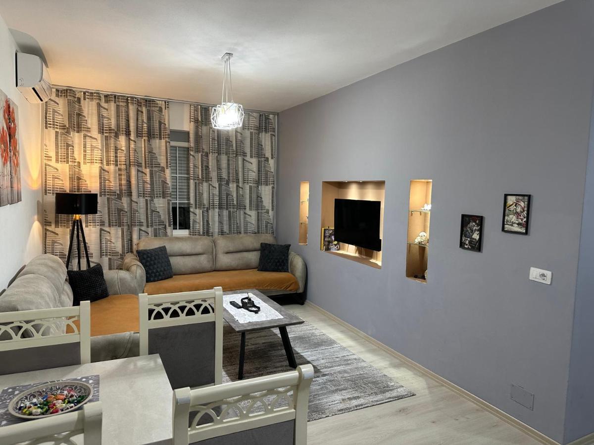 Grace'S Centre Apartment شكودر المظهر الخارجي الصورة