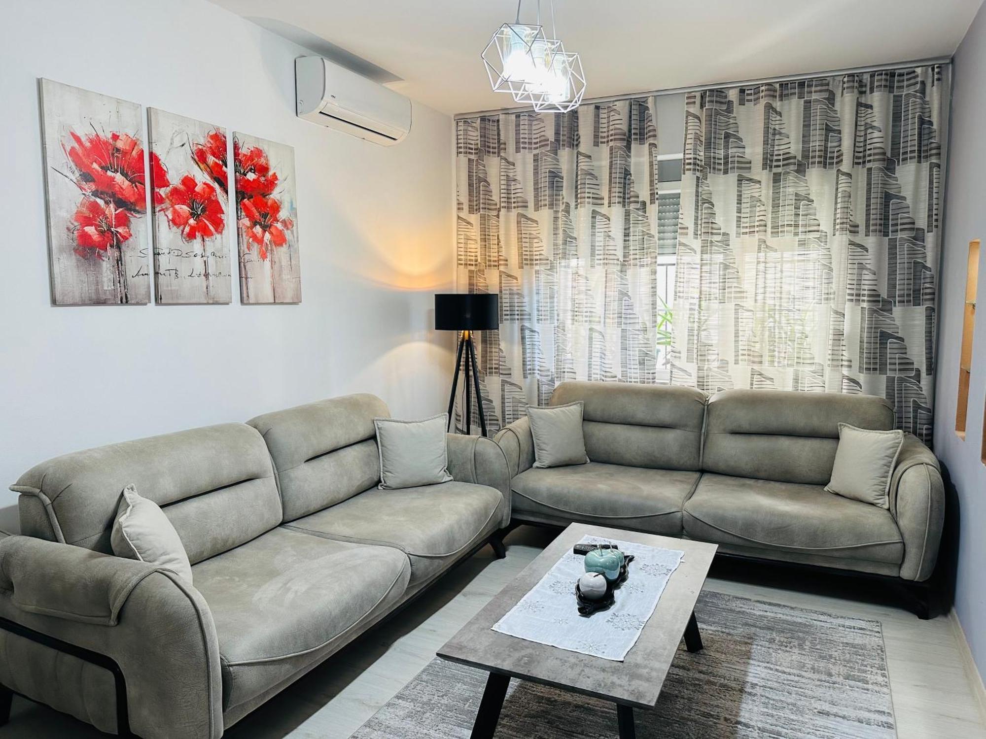 Grace'S Centre Apartment شكودر المظهر الخارجي الصورة